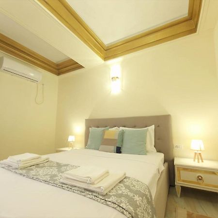 Laroka House Luxury Apartment City Center Universitate Βουκουρέστι Εξωτερικό φωτογραφία