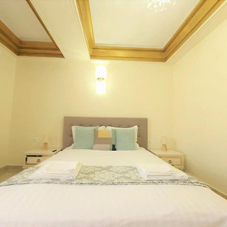 Laroka House Luxury Apartment City Center Universitate Βουκουρέστι Εξωτερικό φωτογραφία