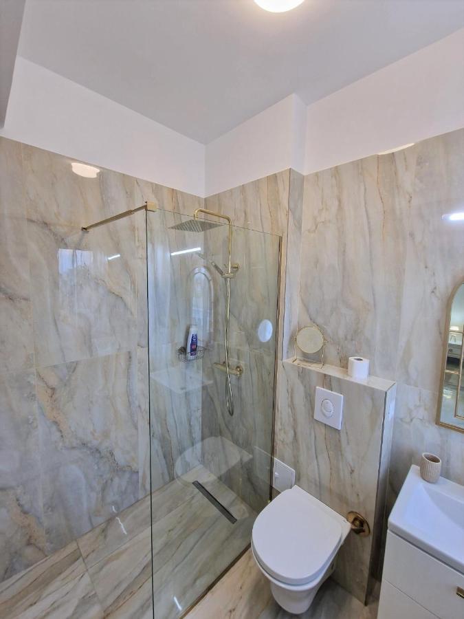 Laroka House Luxury Apartment City Center Universitate Βουκουρέστι Εξωτερικό φωτογραφία