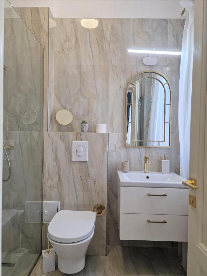 Laroka House Luxury Apartment City Center Universitate Βουκουρέστι Εξωτερικό φωτογραφία